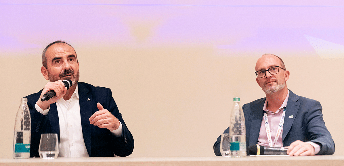 President Juan Tomas Hernani and VP Nicolas Capet